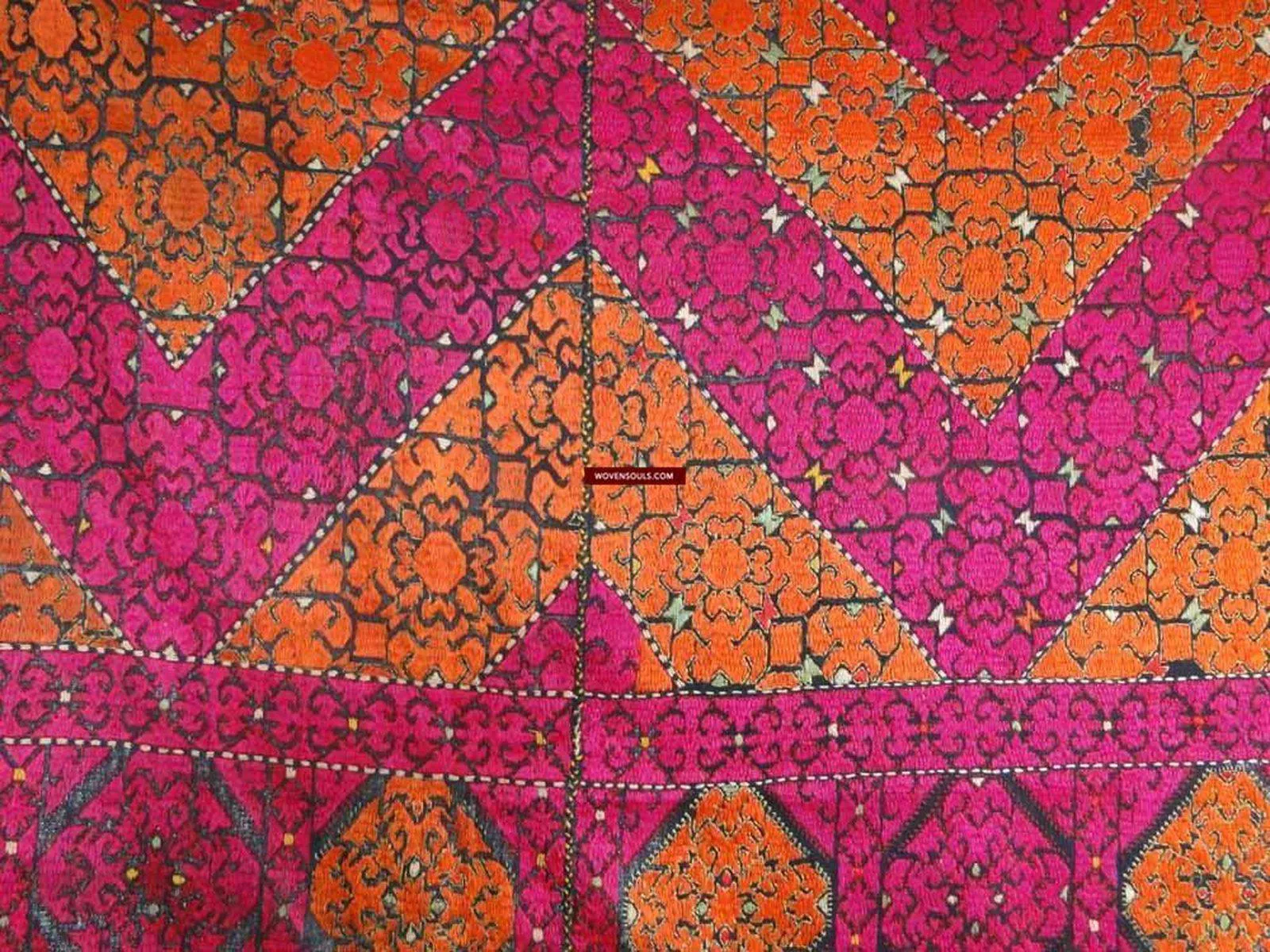 544 SOLD Gorgeous Rare Antique Swat Valley Bridal Phulkari Shawl