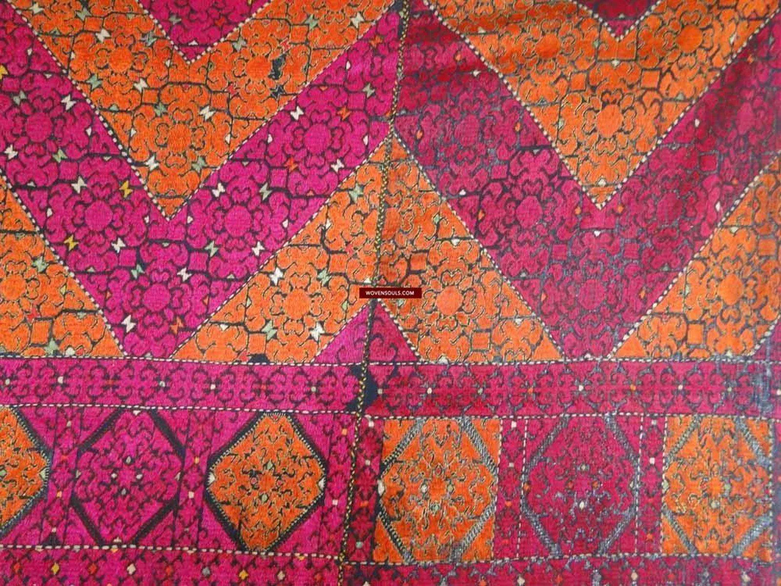 544 SOLD Gorgeous Rare Antique Swat Valley Bridal Phulkari Shawl