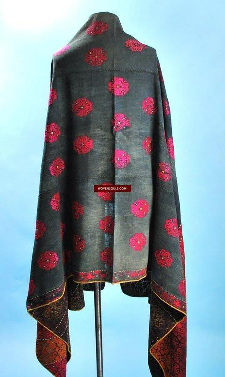 544 SOLD Gorgeous Rare Antique Swat Valley Bridal Phulkari Shawl