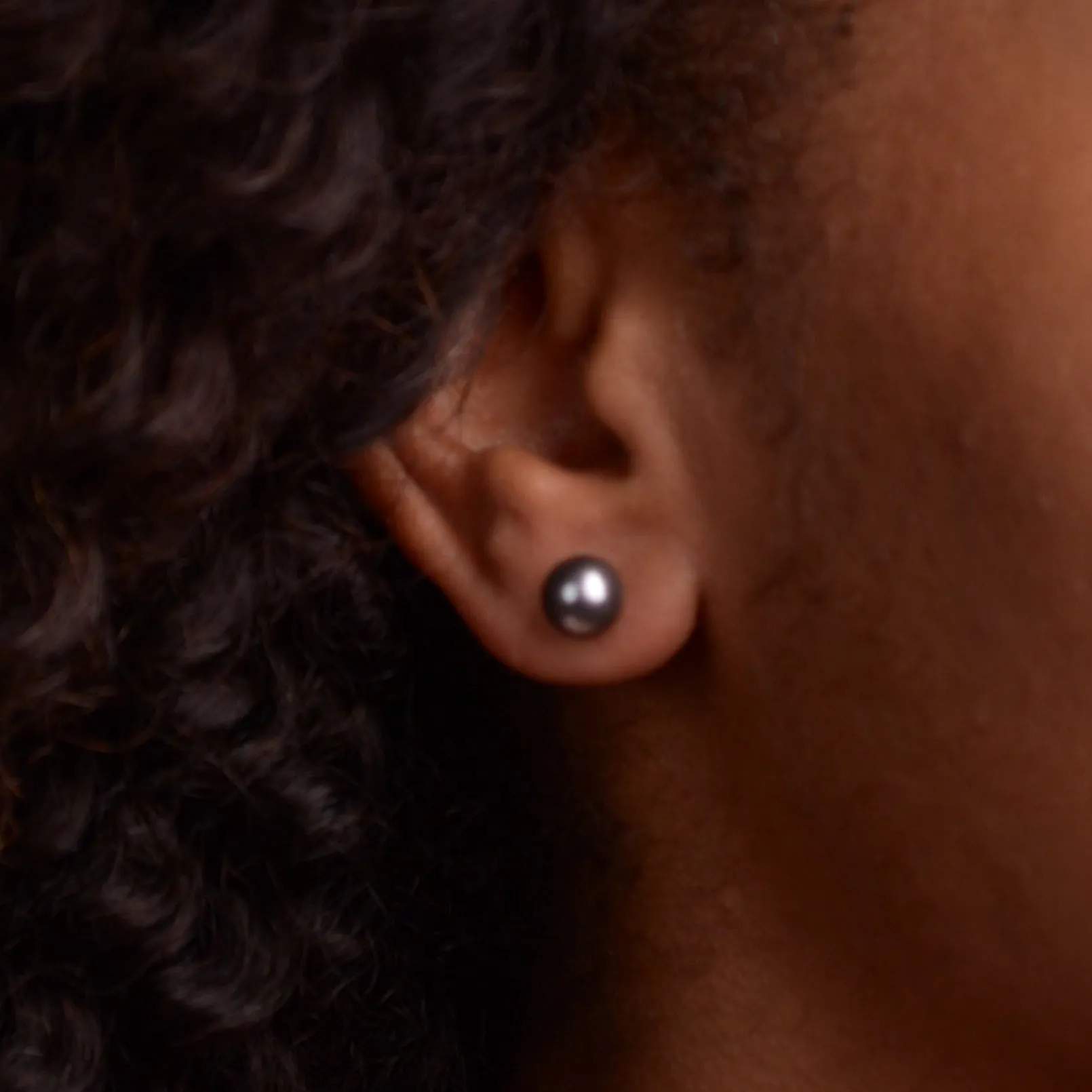 8 mm Grey Pearl Earrings