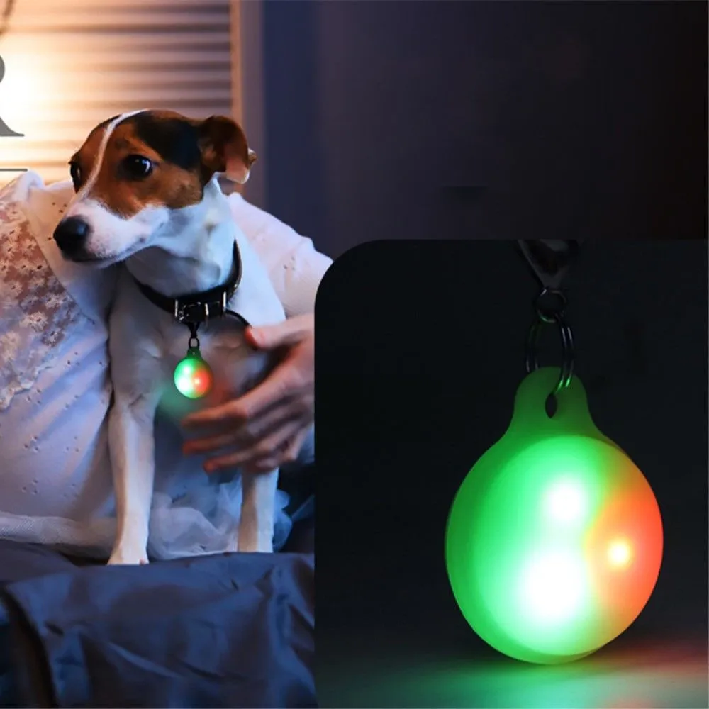 AirTags luminous silicone cover with keychain - Luminous Blue