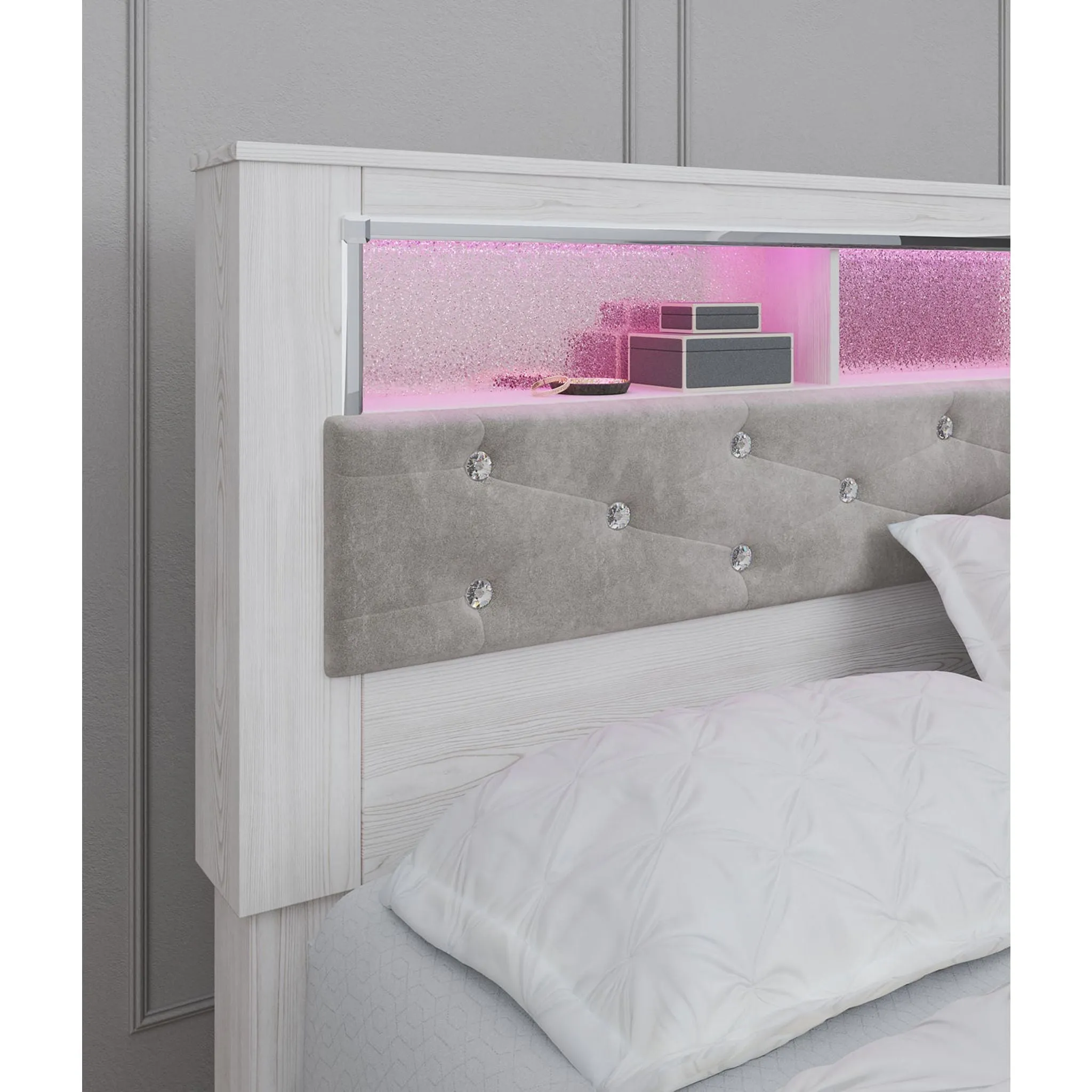 Altyra Bookcase Platform Bed