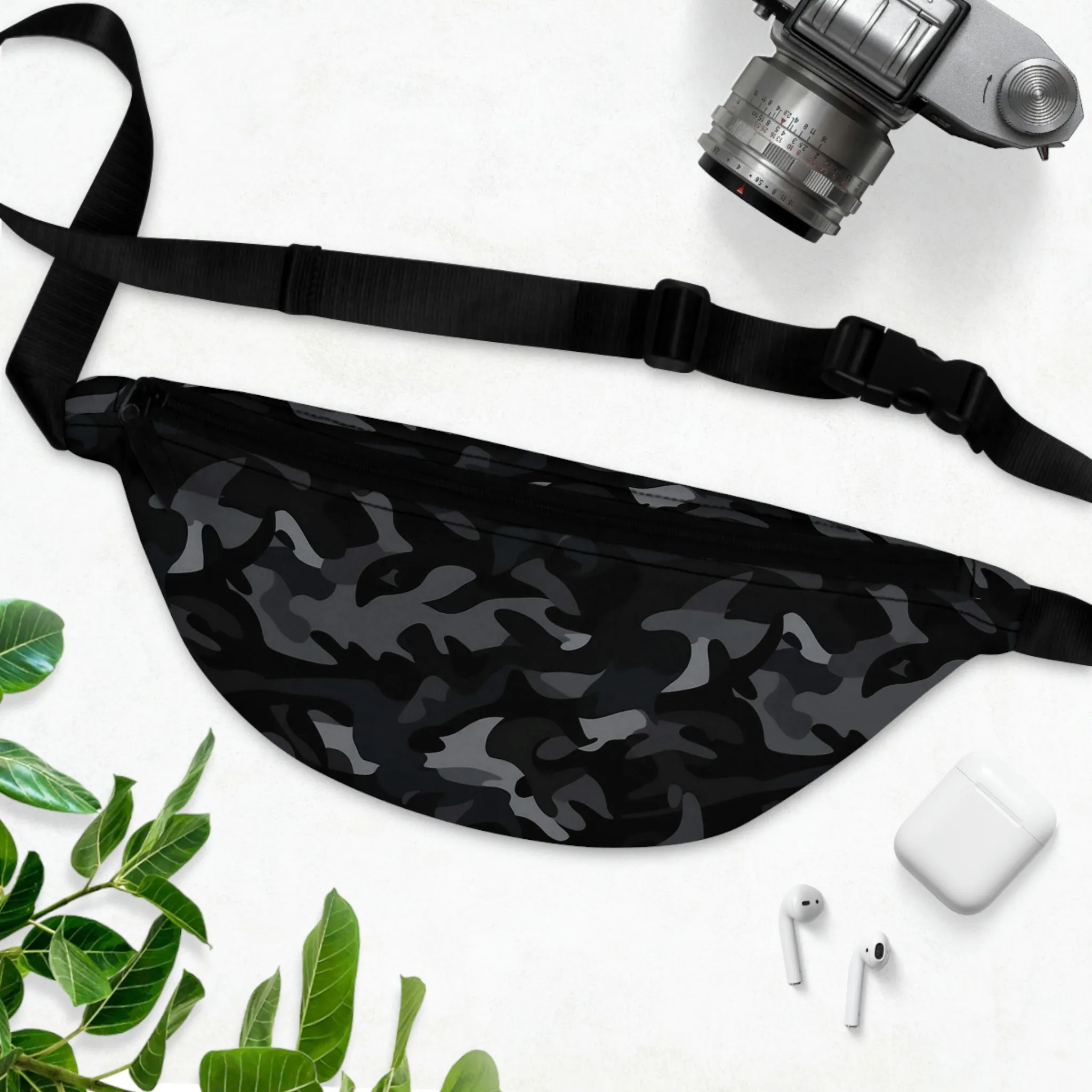 Black Camo Fanny Pack, Camouflage Waist Belt Bag Crossbody Women Men Hip Bum 90s Designer Shoulder Festival Waterproof