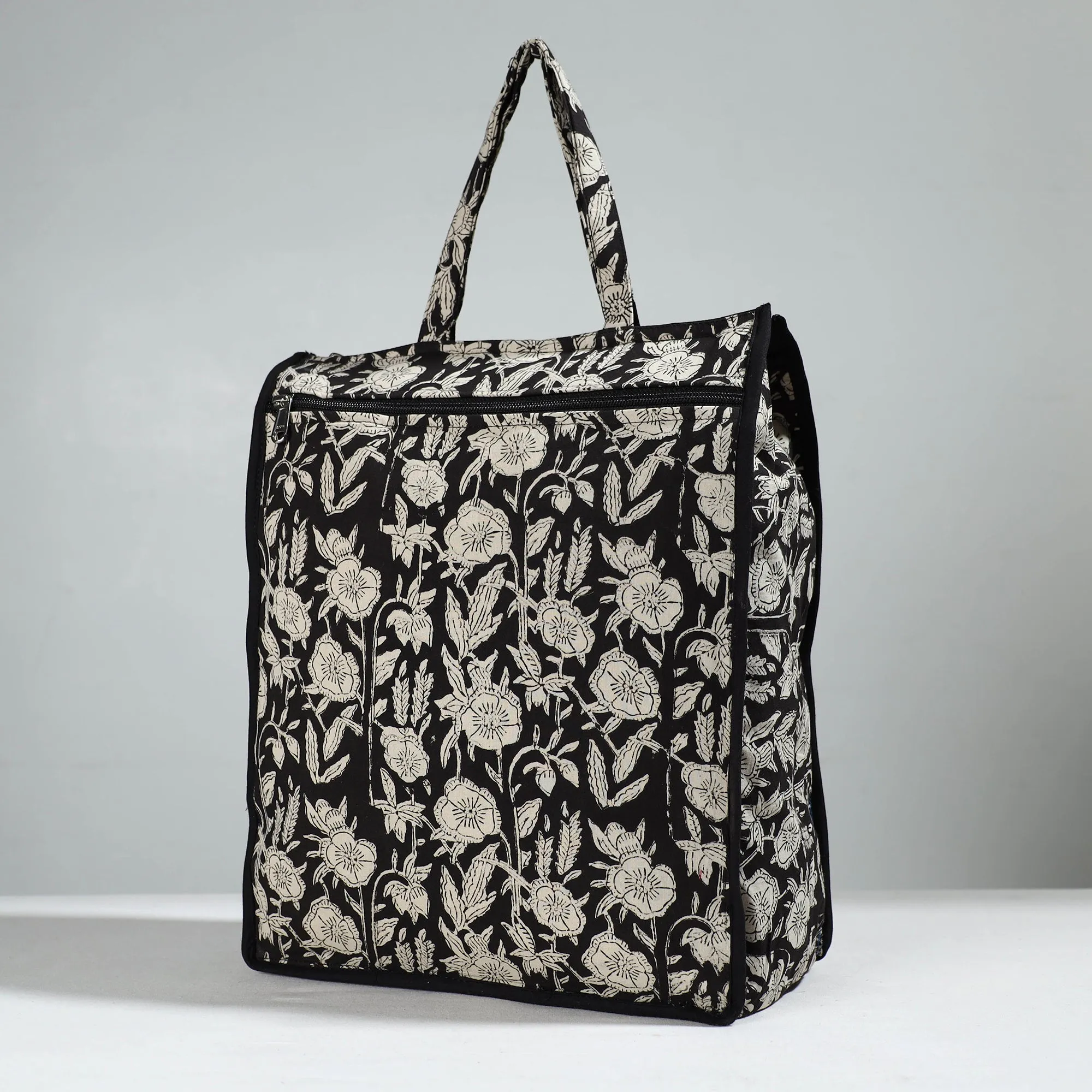 Black - Handcrafted Cotton Shopping Bag 03