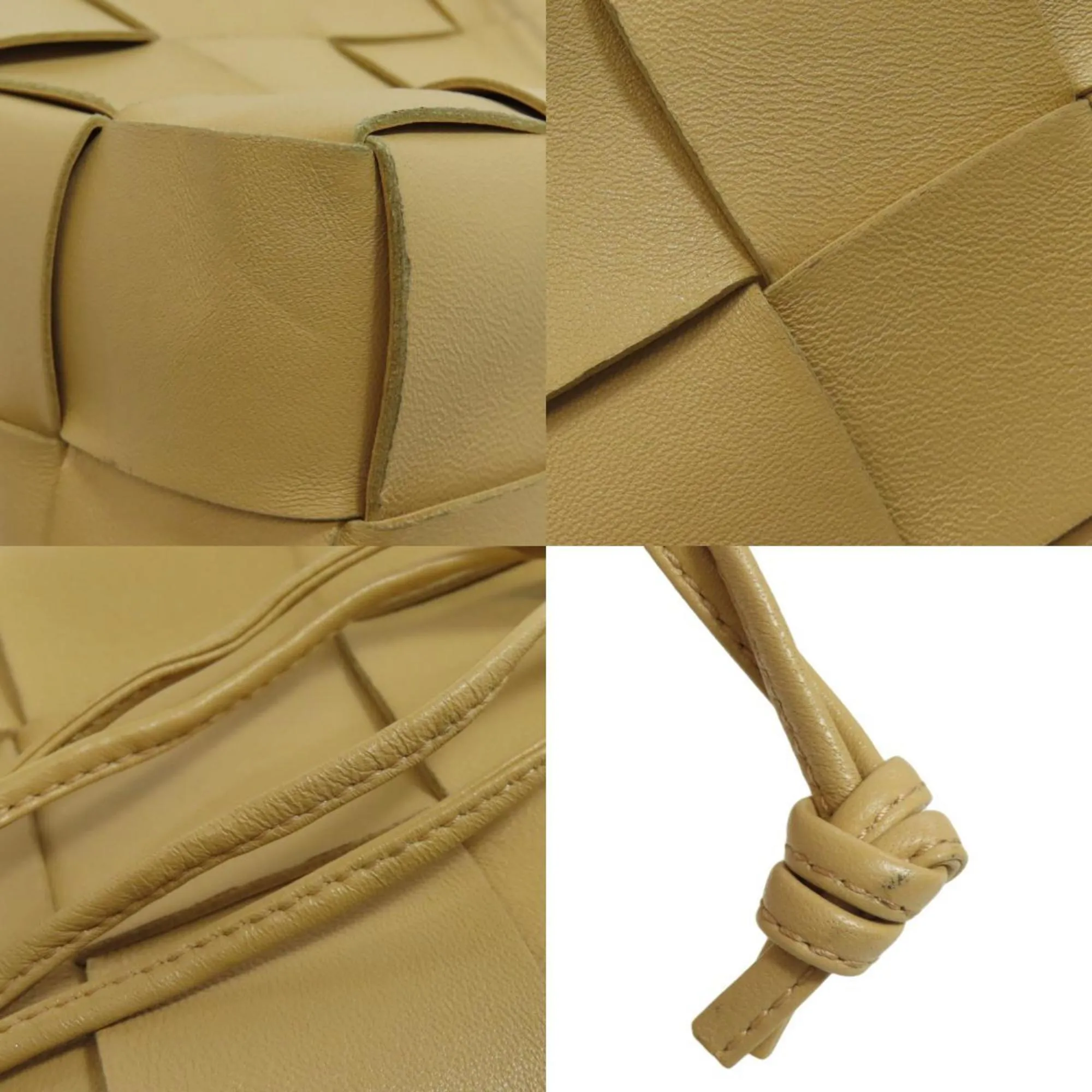 Bottega Veneta Cassette Beige Leather Bag