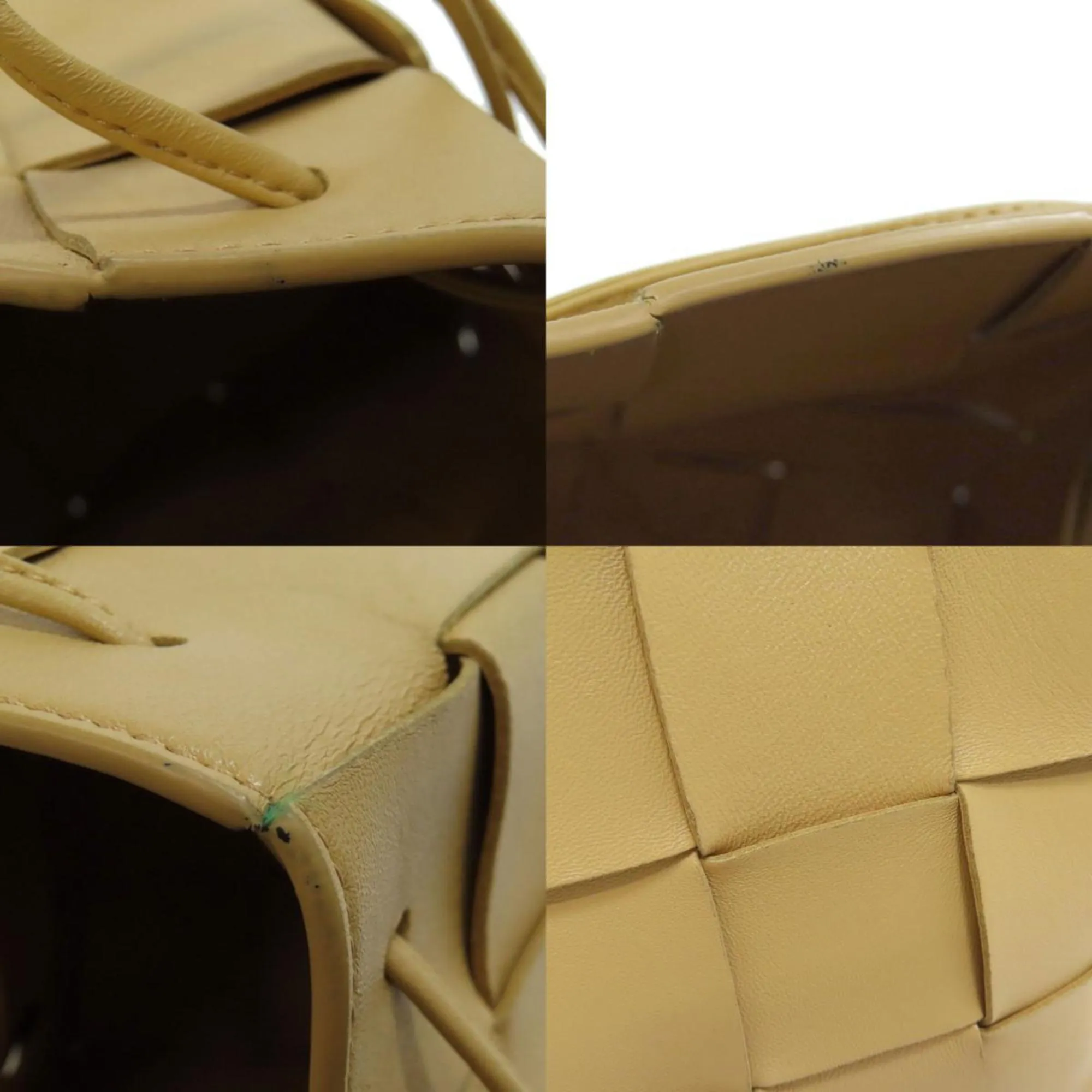 Bottega Veneta Cassette Beige Leather Bag