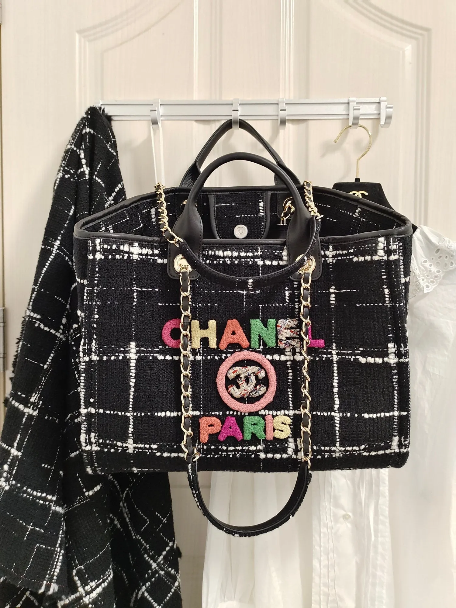 CC656 Large Shopping Bag / HIGHEST QUALITY VERSION / 11.7 × 19.5 × 8.6 in