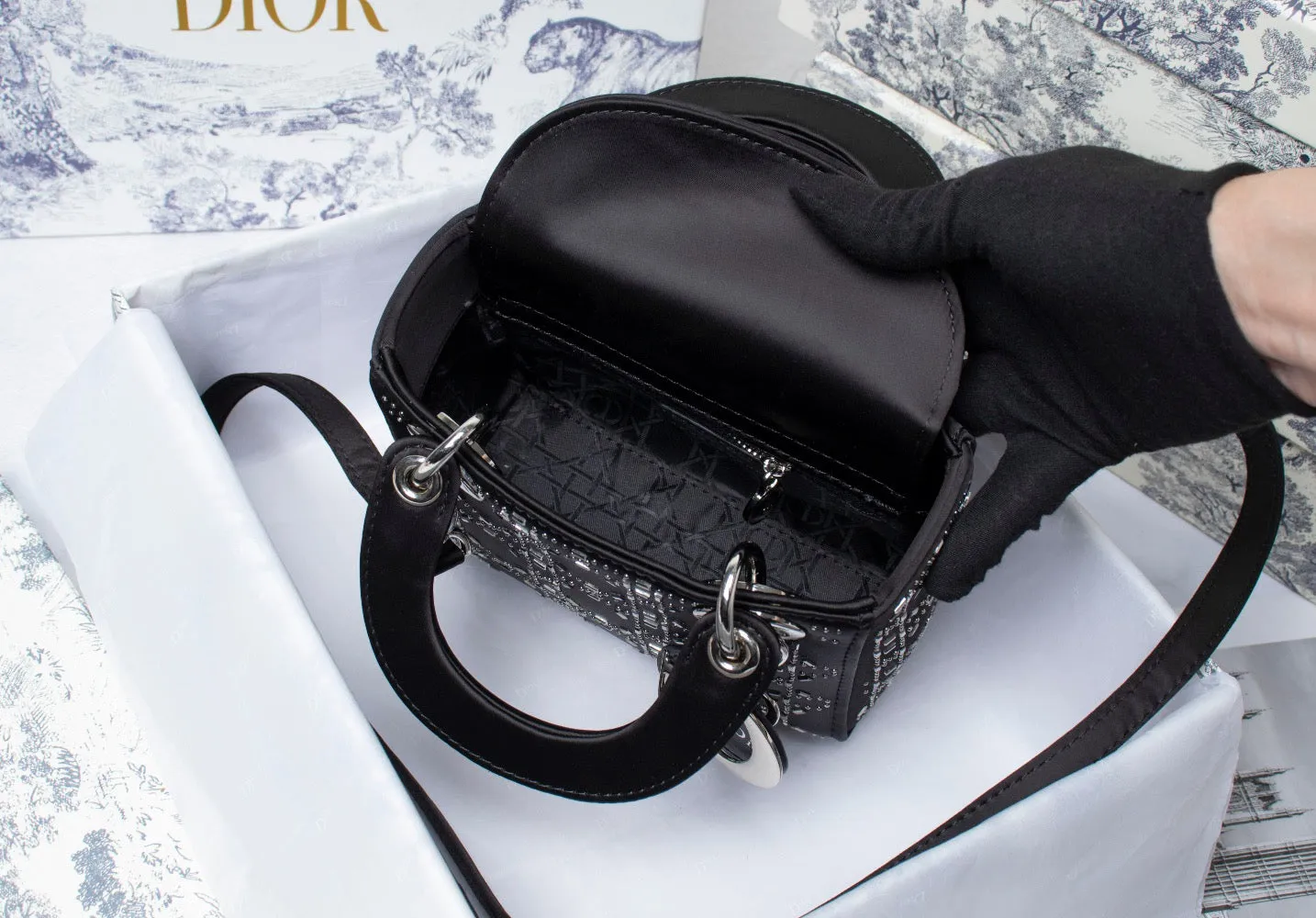 DR246 Mini Lady Dior Bag /  7 x 6 x 3 inches