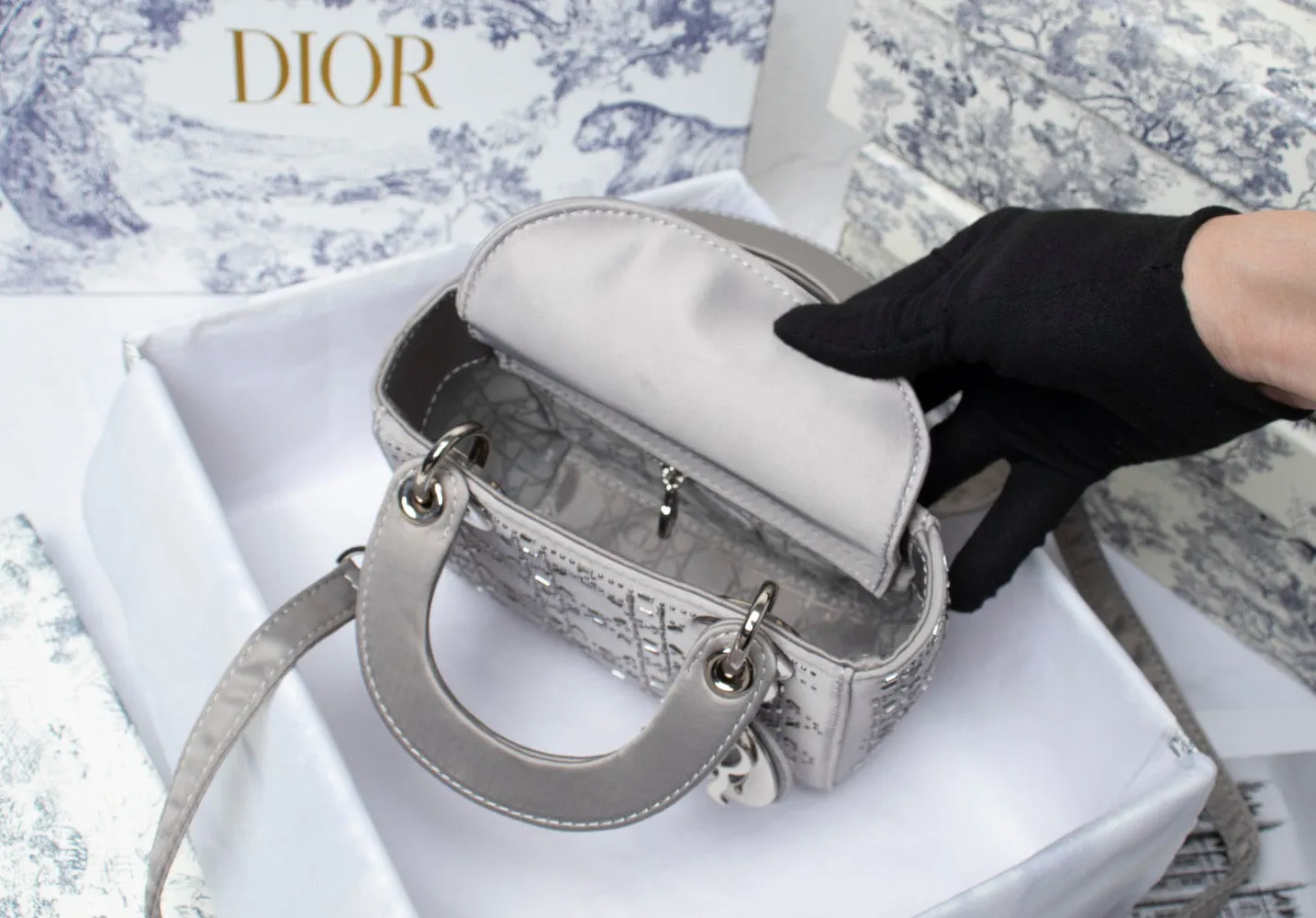 DR246 Mini Lady Dior Bag /  7 x 6 x 3 inches