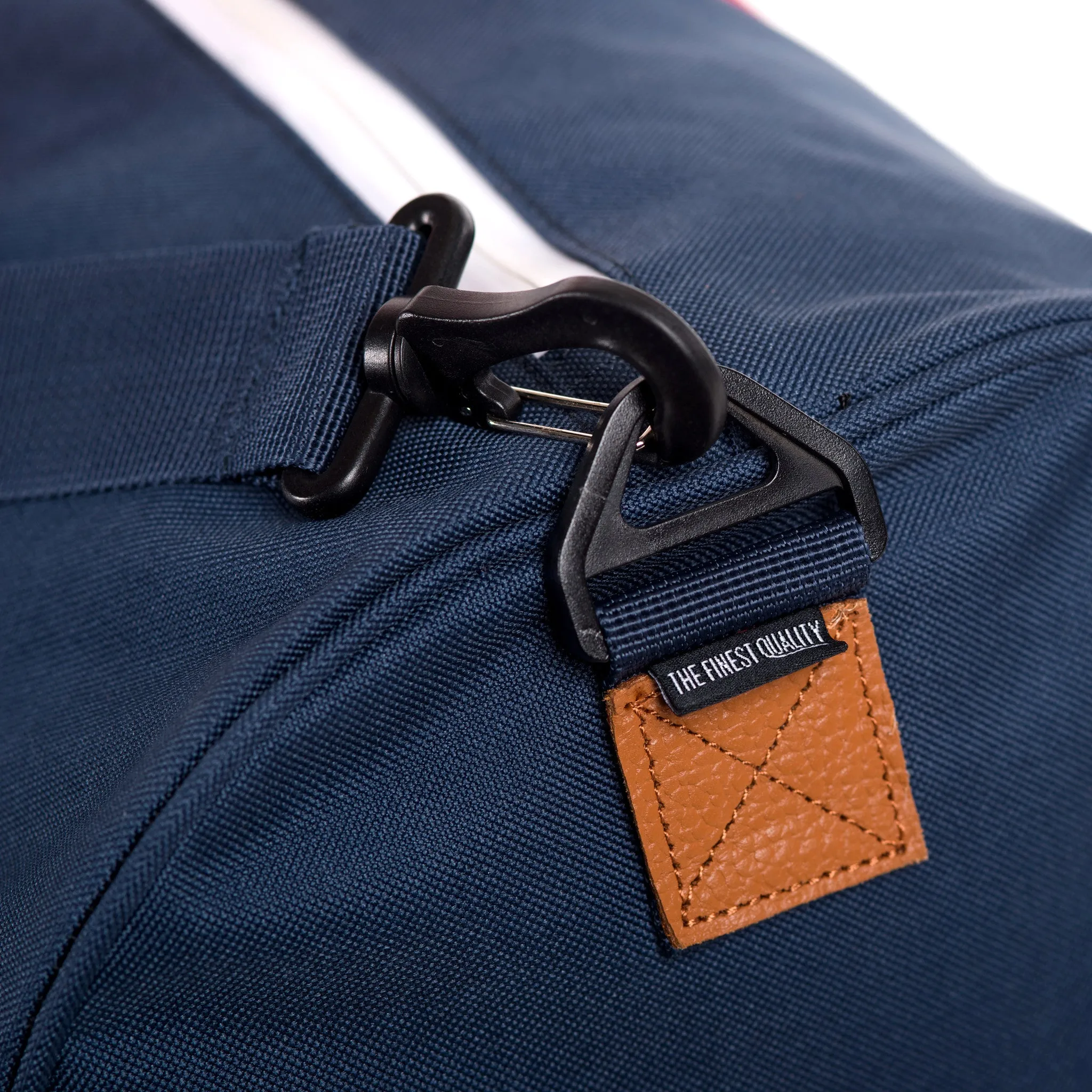 Herschel Supply Ravine Duffel Bag - Navy & Red