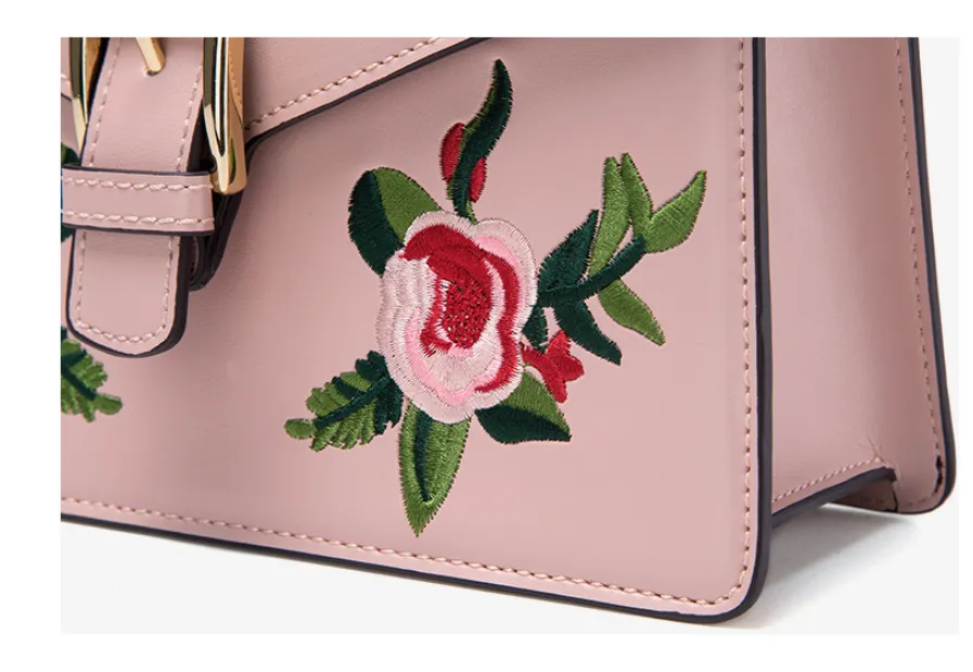 LAFESTIN BUCKLE SHOULDER BAG WITH FLORAL PATCHING 618993