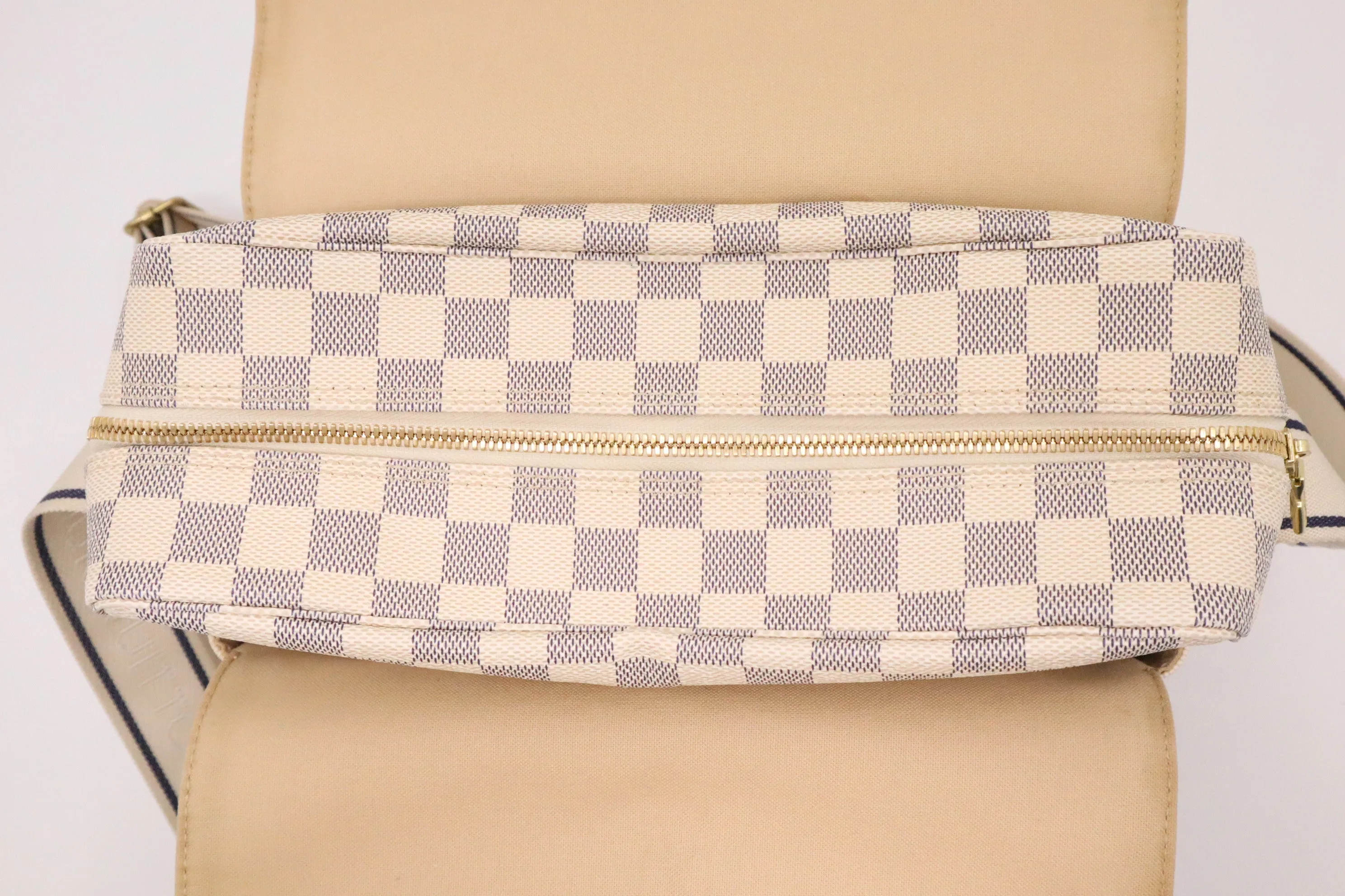 Louis Vuitton Naviglio in Damier Azur Canvas