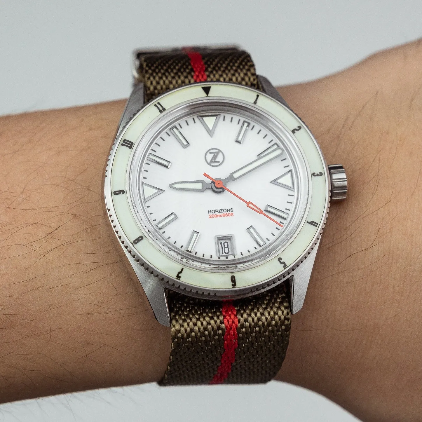Lux Single Pass Strap in Khaki Red