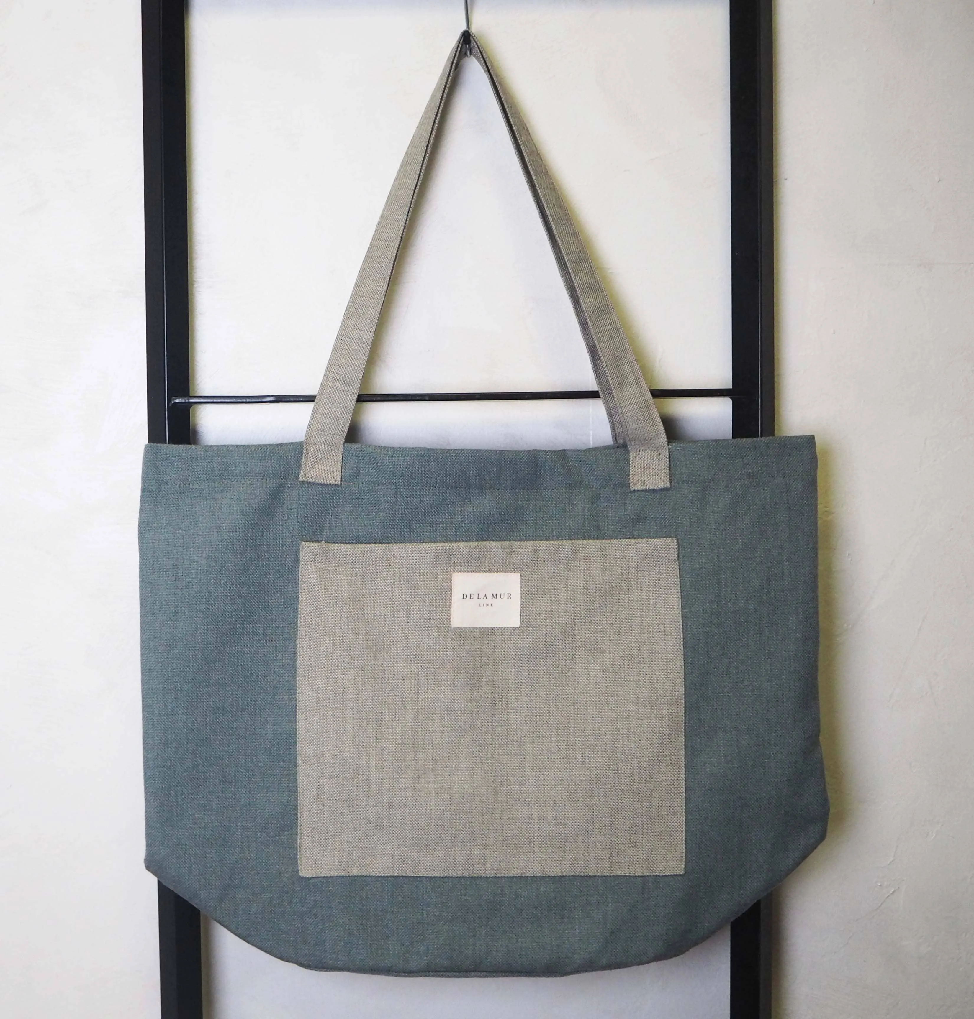 Mac Pocket Tote Large
