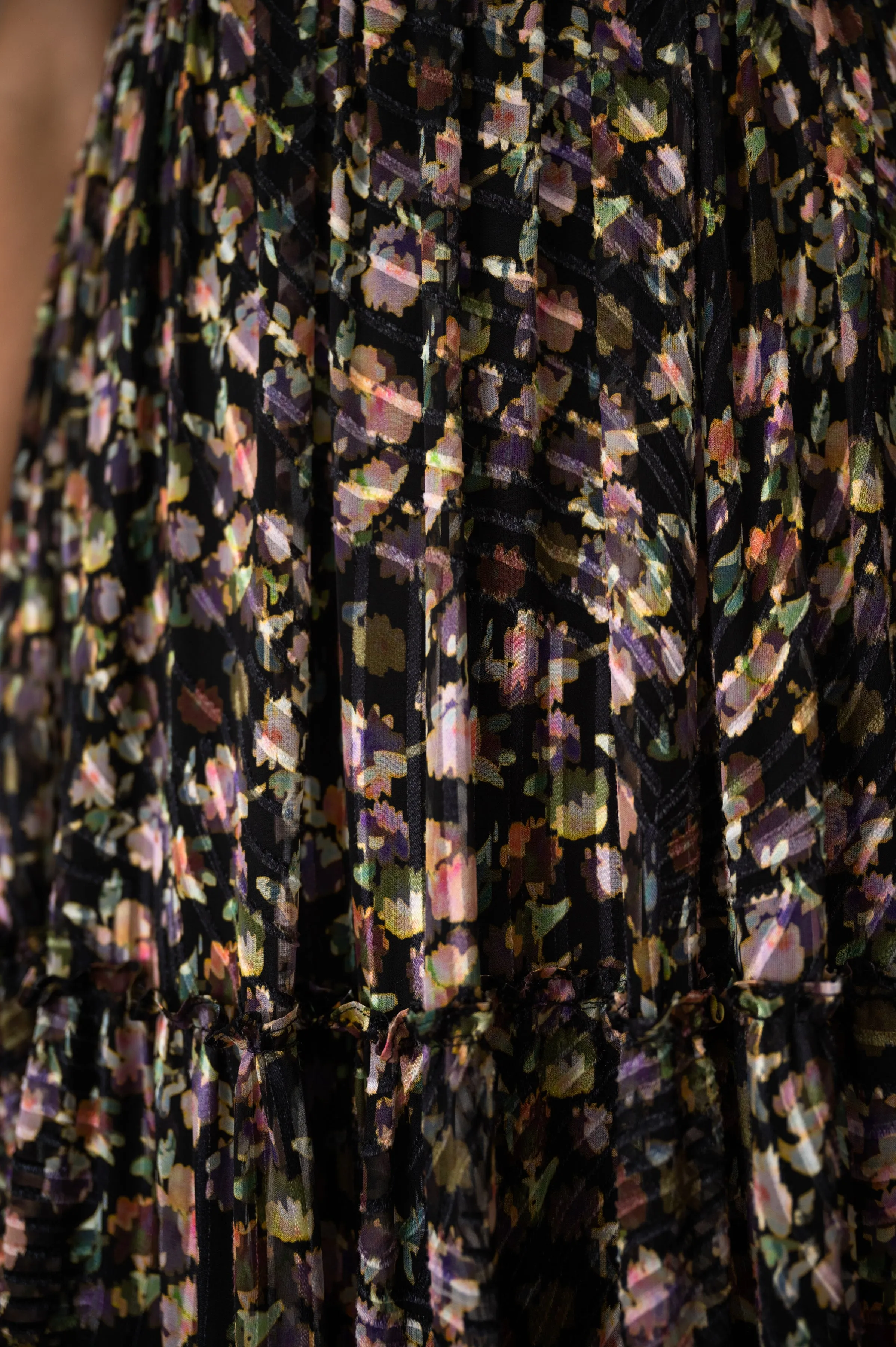 Naia - Topiary Black Floral Multi