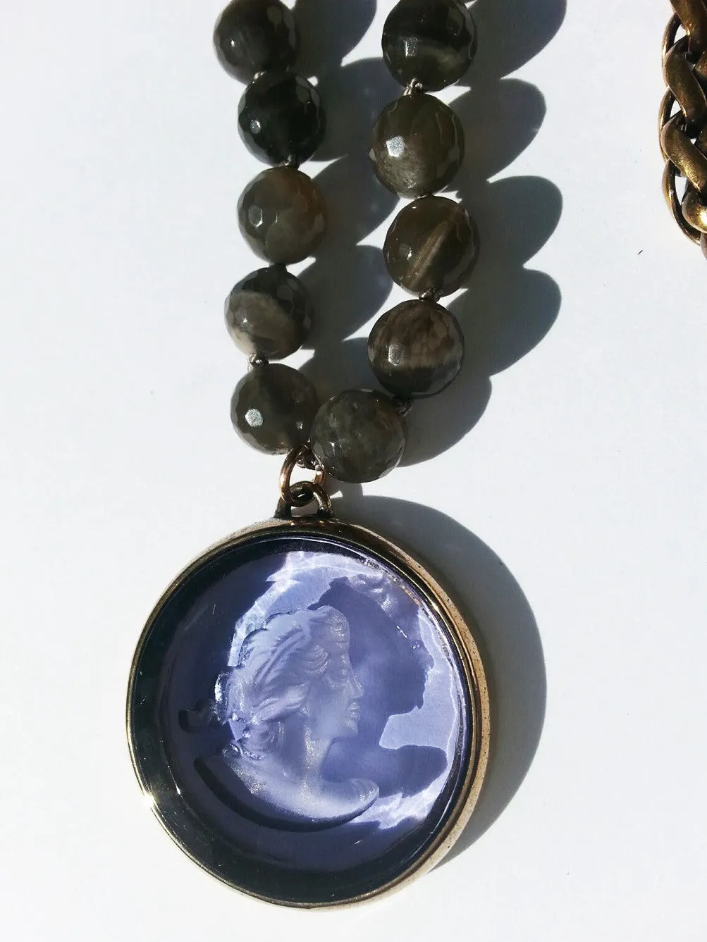 Necklace Intaglio Faceted Glass Beads and Mesh Rope Chain
