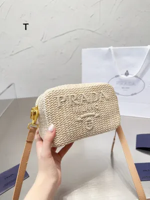PD244 Crochet Shoulder Bag / 7.4x4.7x2.3inch