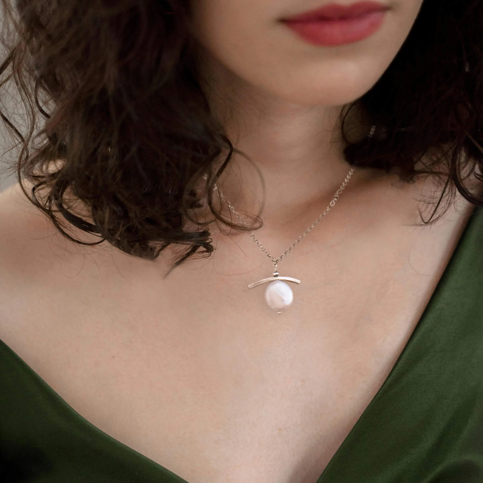 Pearl Horizon Necklace