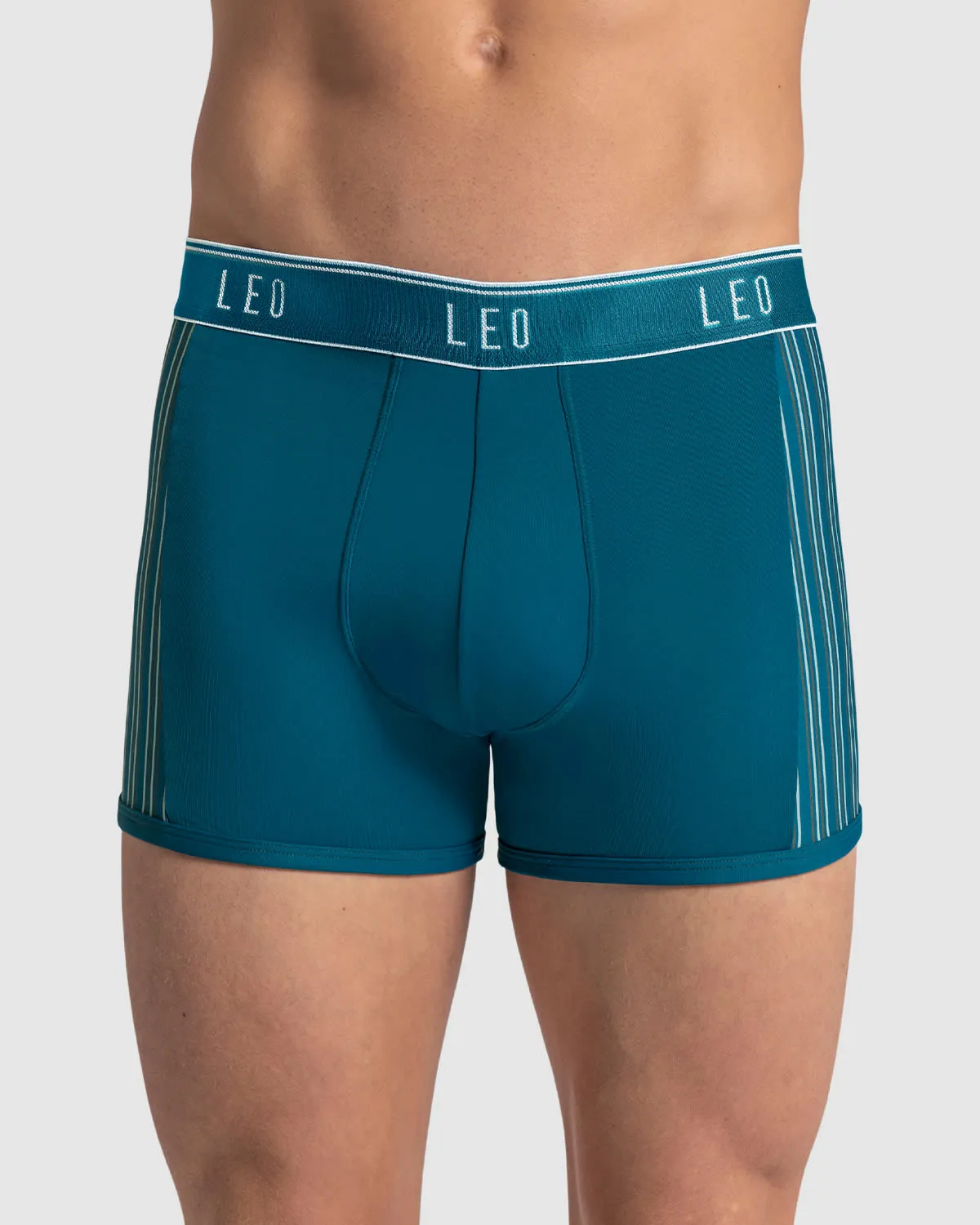 Perfect Fit Trunk with Contrast Details