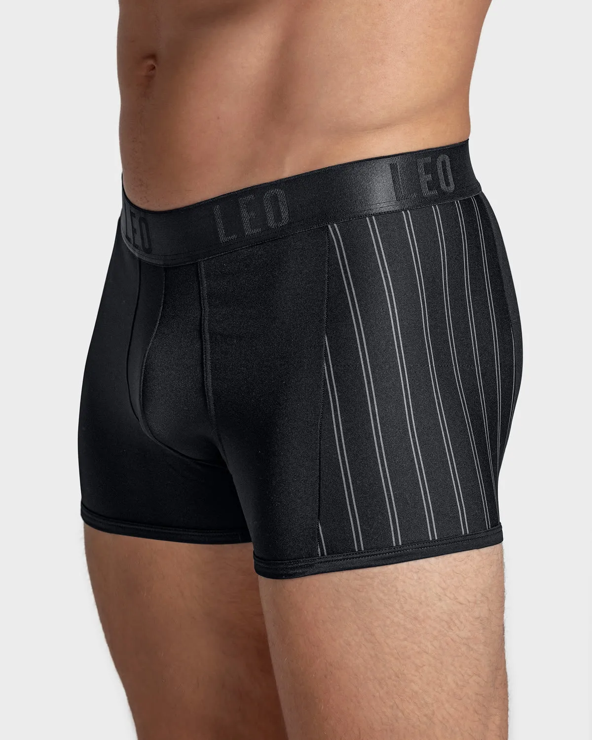Perfect Fit Trunk with Contrast Details