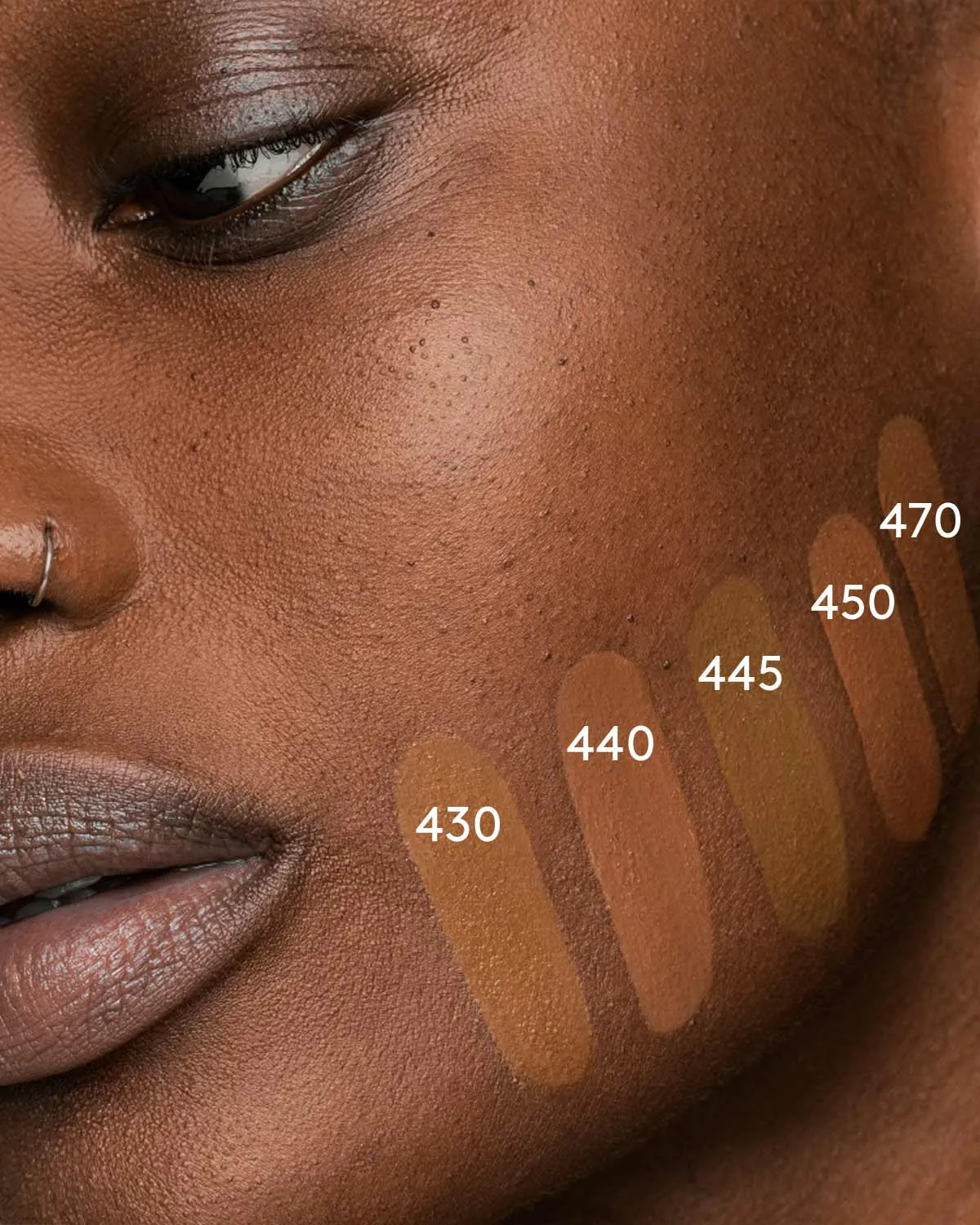 Soft'lit Naturally Luminous Longwear Foundation — 445