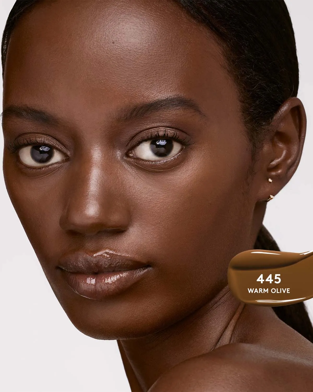Soft'lit Naturally Luminous Longwear Foundation — 445