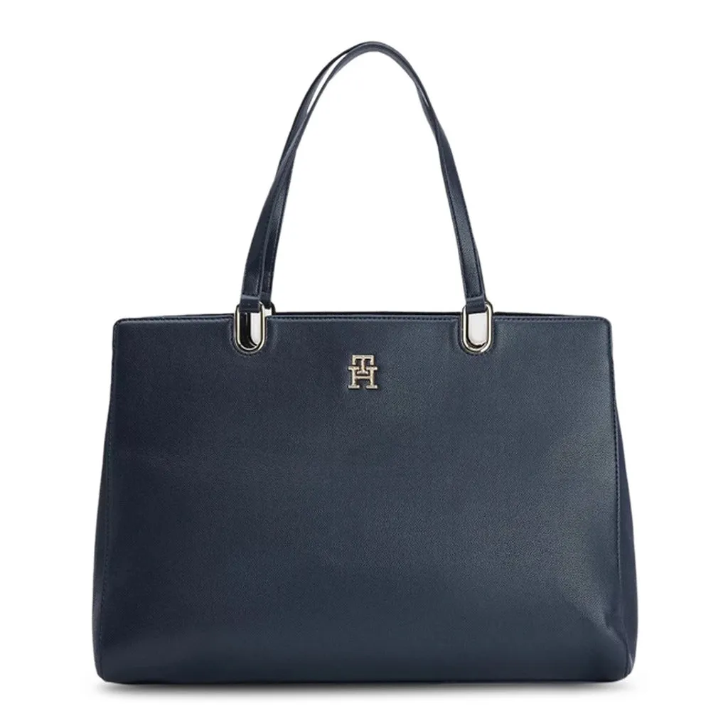 Sophisticated Magnetic Closure Shopping Bag for Fashion-Forward Women