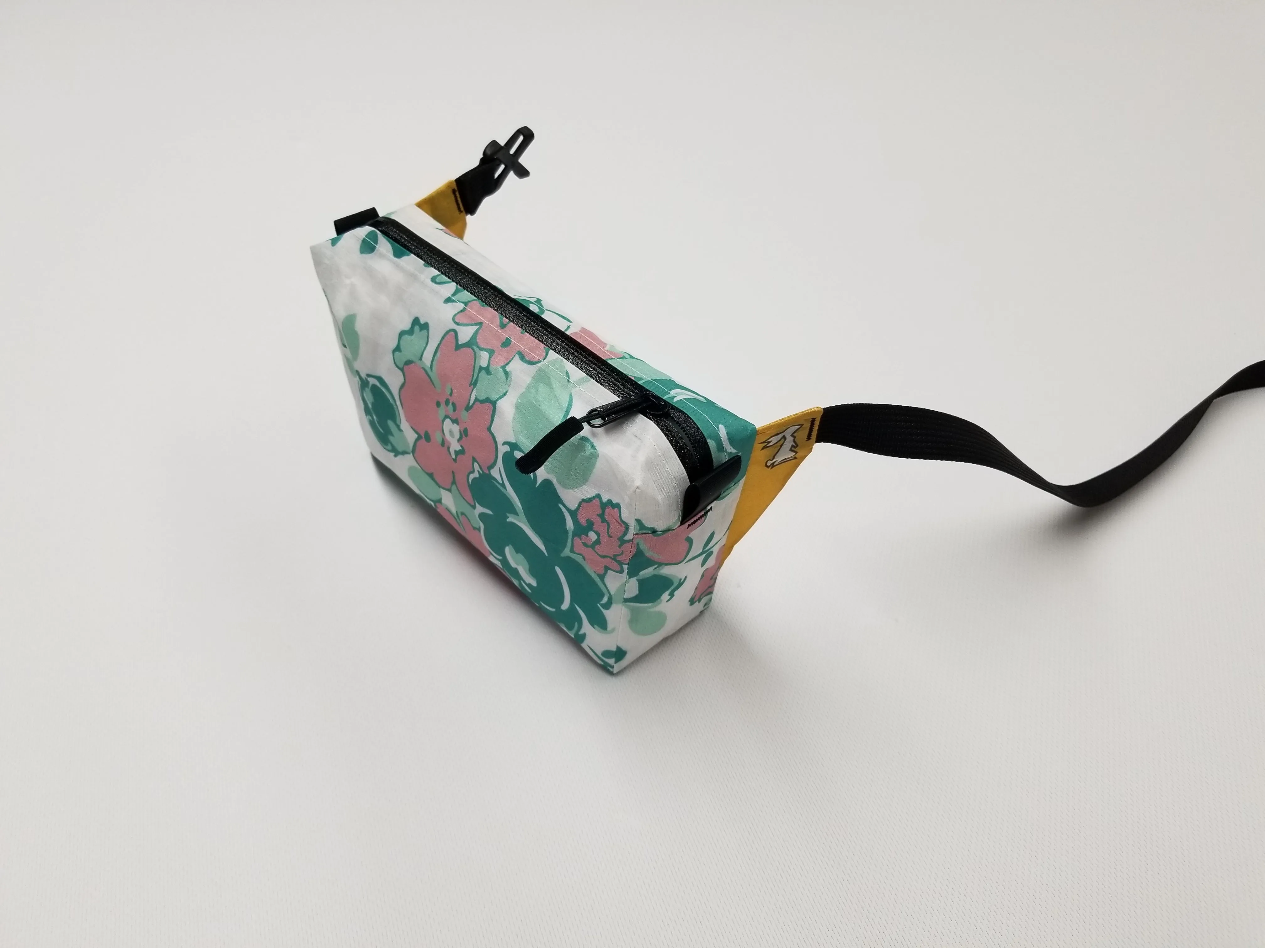 The Ultralight Fanny Pack "Floral"