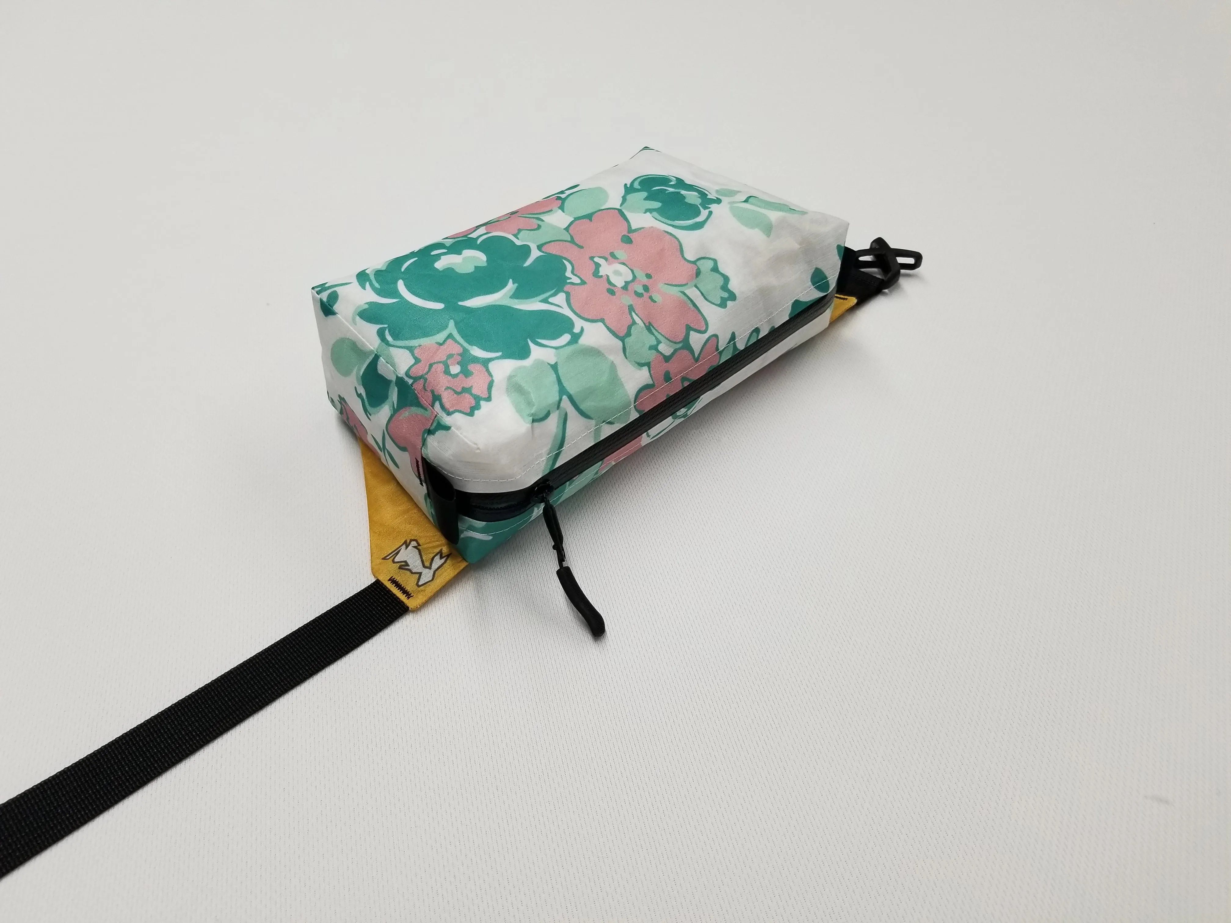 The Ultralight Fanny Pack "Floral"