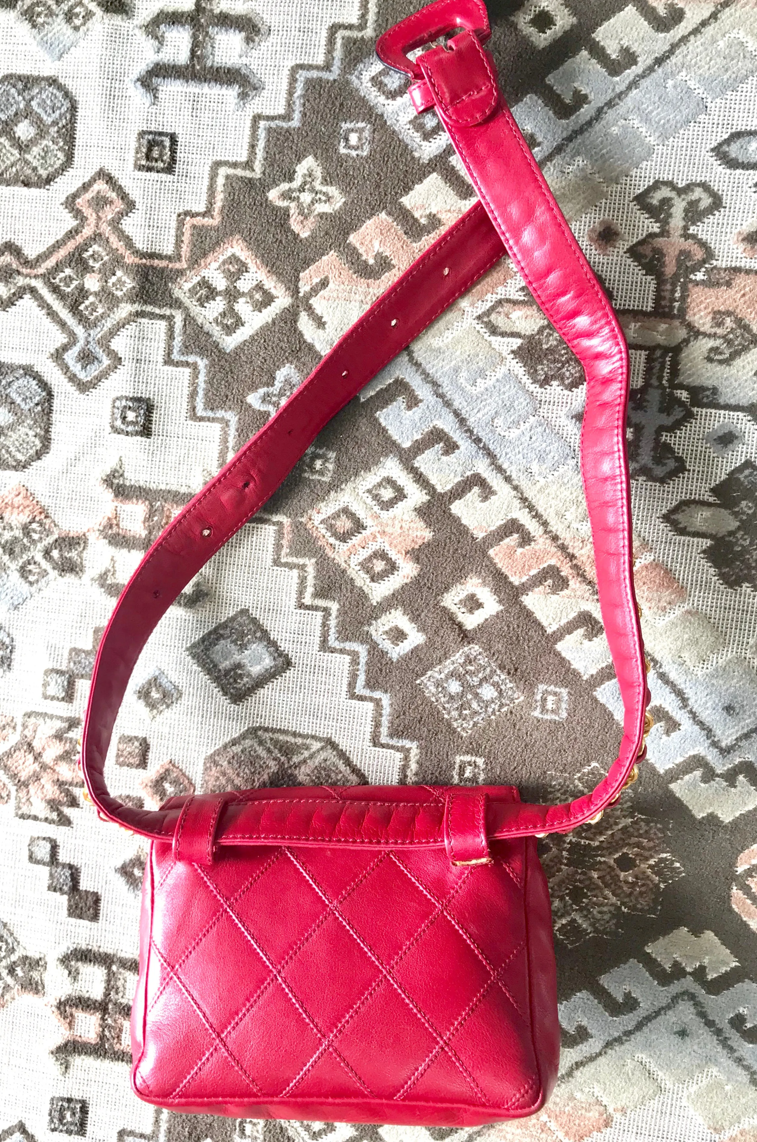 Vintage CHANEL red leather 2.55 waist purse, fanny pack, hip bag with gold CC closure and chain belt.  Belt 28”- 33”(71cm~77cm).
