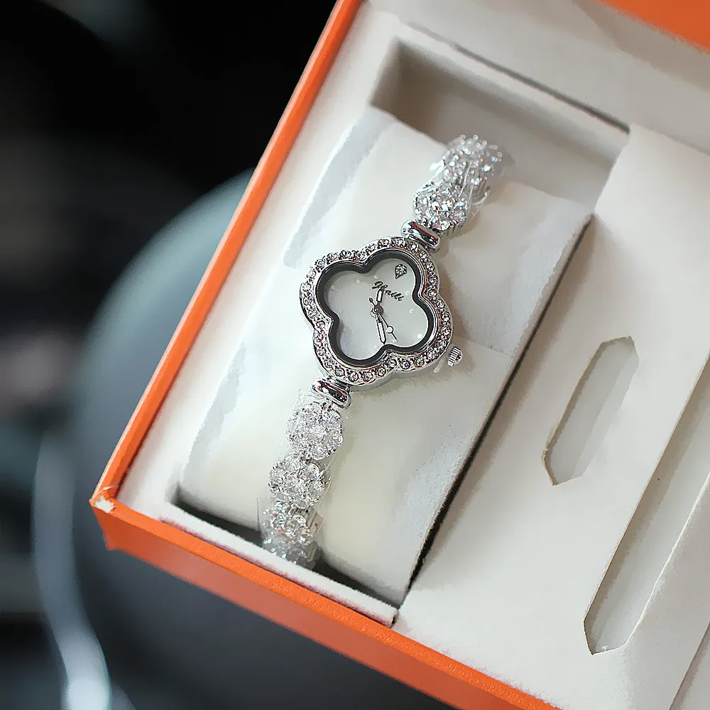Women's watches, luminous hands, diamond-waterproof bracelets, fashionable watches
