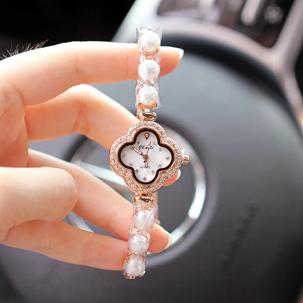 Women's watches, luminous hands, diamond-waterproof bracelets, fashionable watches