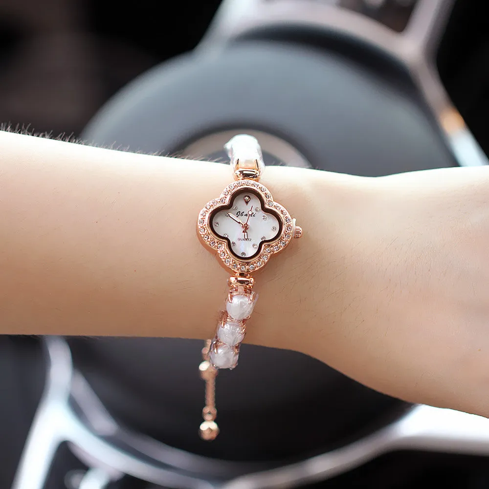 Women's watches, luminous hands, diamond-waterproof bracelets, fashionable watches