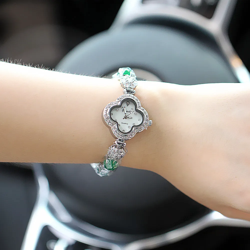 Women's watches, luminous hands, diamond-waterproof bracelets, fashionable watches
